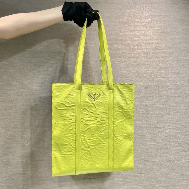 Pra*a tote bags